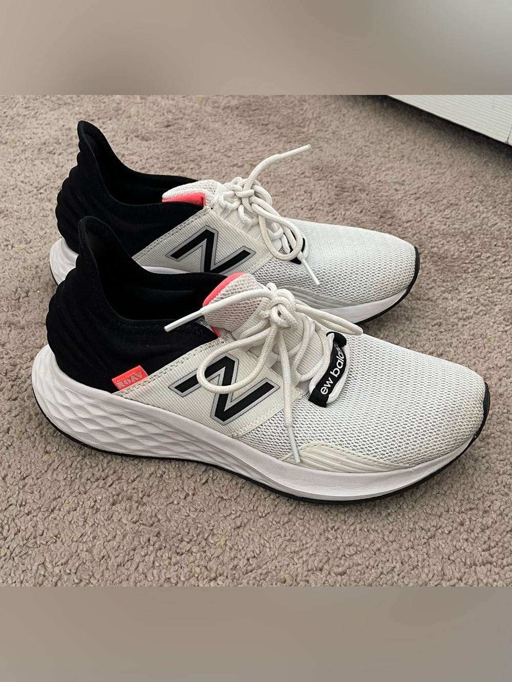 New Balance ROAV Women’s White and Black Athletic Sneakers with Pink Accent
